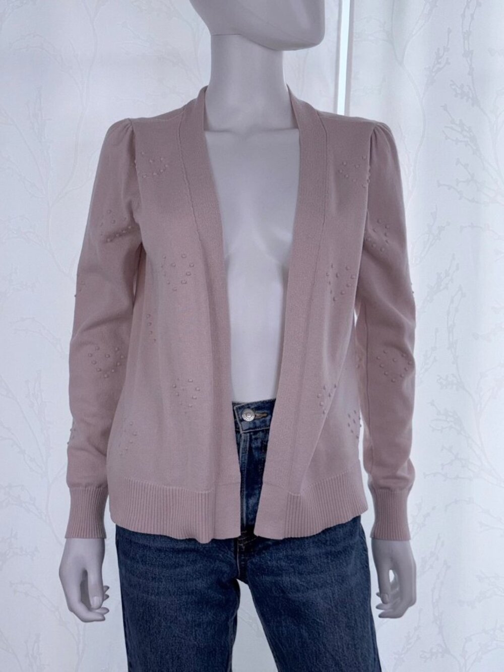 CHLOE + JASMINE women's light pink cardigan small